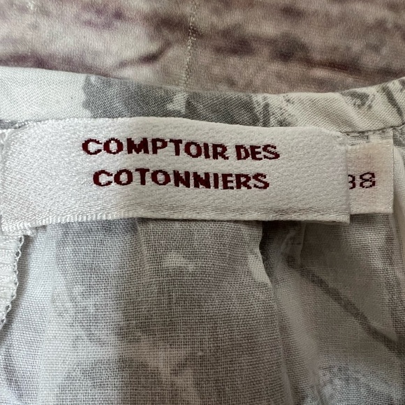 Comptoir Des Cotonniers Women's 38 US 6 Top Blouse Short Sleeve Top. 422 - Picture 2 of 2